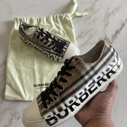Burberry Check Shoes