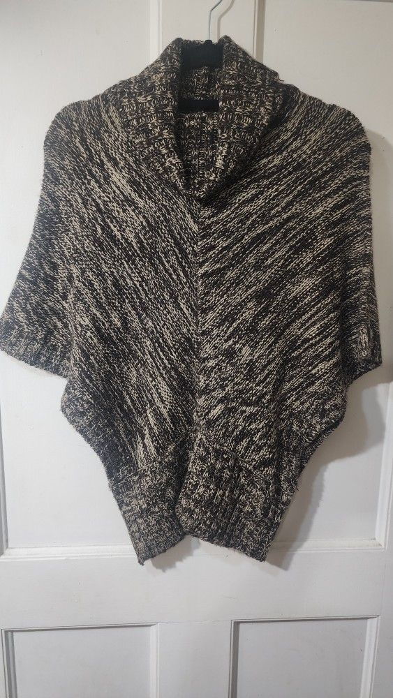 Women's Knit Poncho Sweater Size Large Brown Beige