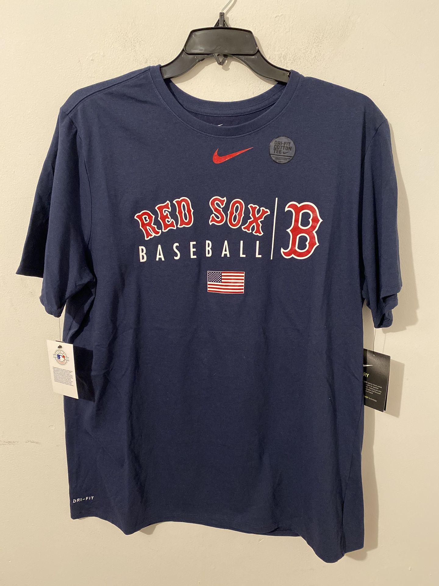 Boston Red Sox The Nike Tee Giant B Logo MLB 3/4 Sleeve Mens TShirt Size  Large for Sale in Lemon Grove, CA - OfferUp