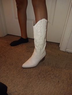White Cowgirl Boots