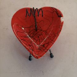 Red Ceramic Heart Dish on Metal Stand – Decorative Accent Piece