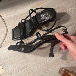 Kitten Heels Sz 8