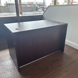 $30 Desks 