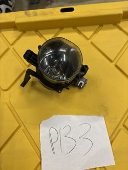 2006-2008 BMW 750I E65 E66 Front Bumper Left Driver Side Fog Light