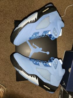 Jordan 5 Retro SE UNC Size 12