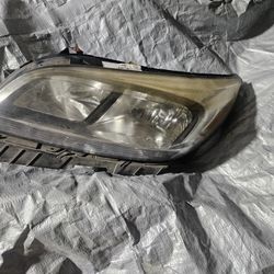 2013 2015 chevy malibu driver side oem Halogen Headlight