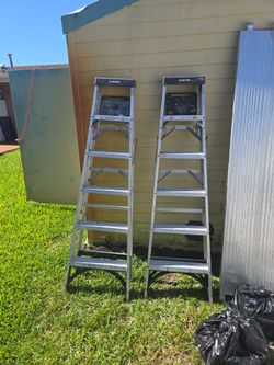Husky 6 ft Aluminum ladders