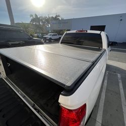PROMAXX AUTOMOTIVE ) HARD FOLDING BED COVER
