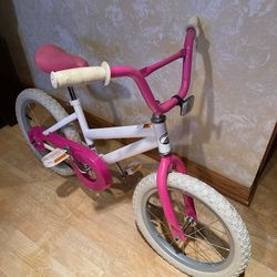 16” Dynacraft Bike / good condition / see all pictures posted/ pickup in Lake Zurich