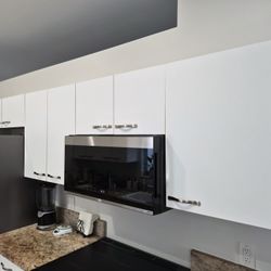 Kitchen Cabinets, Kitchen Sink, Granite Counter Tops 