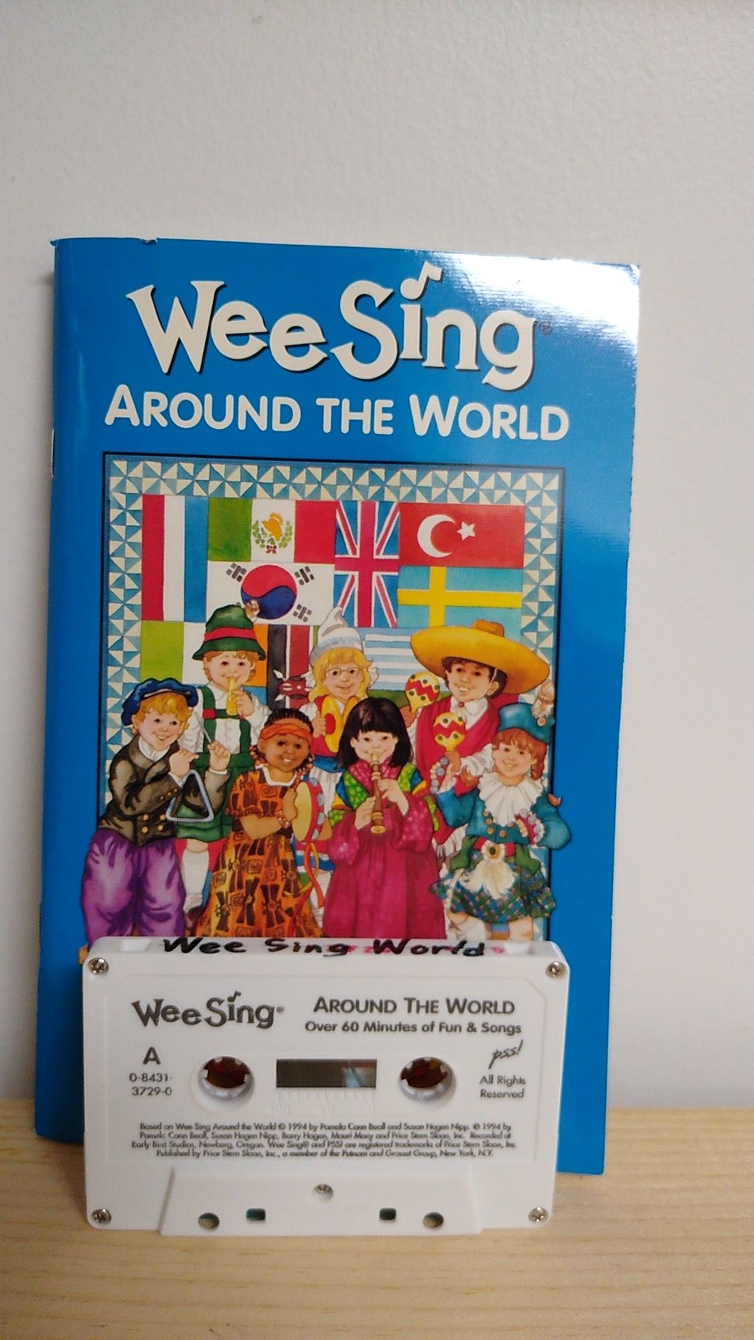 Wee Sing Around the World Book & Cassette