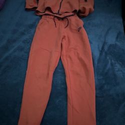Orange Nike Tech 