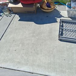 Garage sale happening now until 4pm at 5883 Manichetti CT San Jose