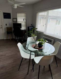 Modern Round Glass Dining Table w/ 4 White Chairs 