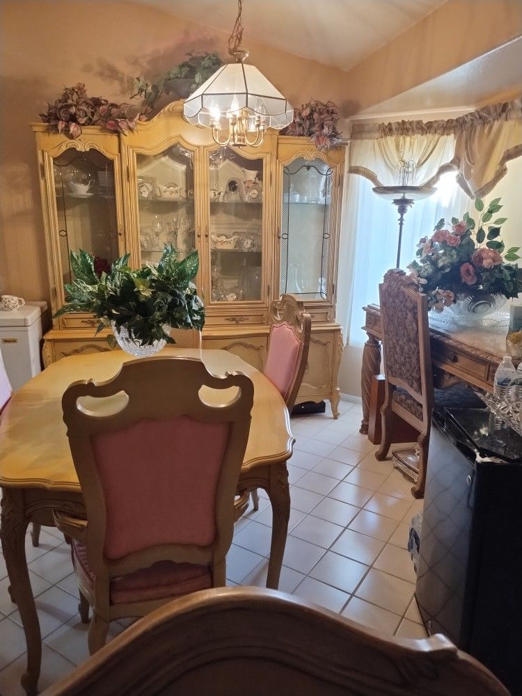 Gorgeous Antique Dining Room Set, Table, 6 Chairs, & China Cabinet,,All Products : American Fashion Style Bags On Sale