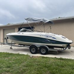 Yamaha SX230 HO Jet boat With Trailer 