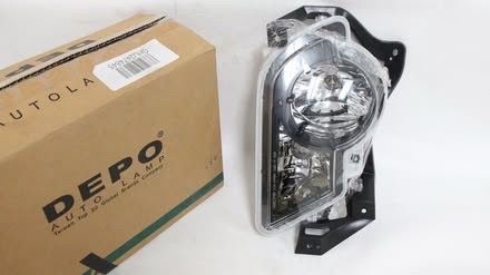 Depo Front Left Fog For 02-06 Chevrolet Avalanche W/ Body Cladding (contact info removed)L
