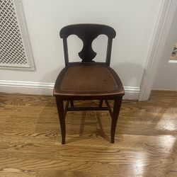 Small Antique Chair 