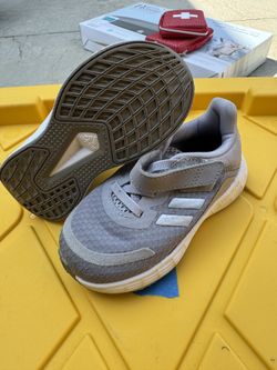 Kids Adidas Shoes, Girls, Gray & Coral Size 6.5K 
