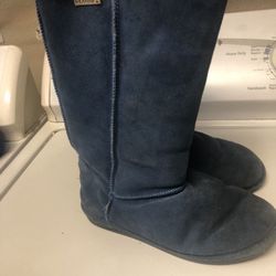 Bearpaw Shoes Size 10