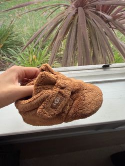Baby Ugg slippers