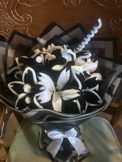 Pipe cleaner bouquet