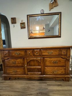 Drawer dresser