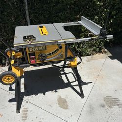 DeWalt Job Site Table Saw with Rolling Stand and Freud Pro Dado Stack