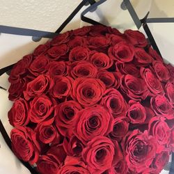 100 Roses , Natural Ramo Buchón 