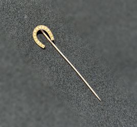 Vintage Jewelry 10k rose gold pearl 0.20CTW horseshoe stick pin