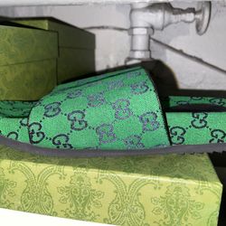 Gucci Slides 