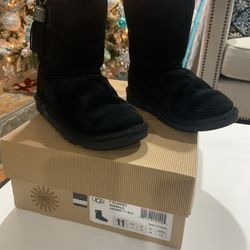 UGG Boots Kids Size 11