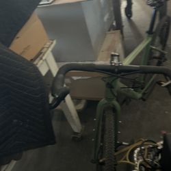 Gravel Bike