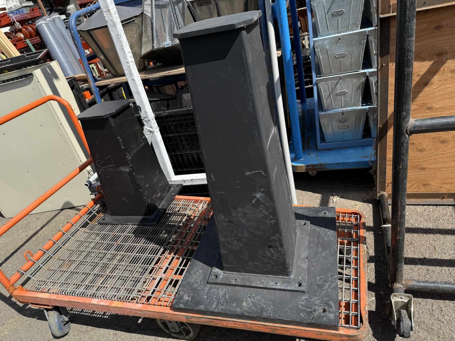 Steel Pedestals & Heavy Steel Plate