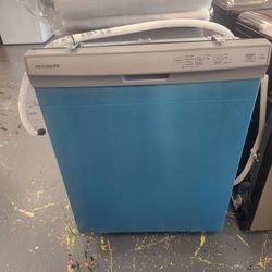 Frigidaire 24 Inch Dishwasher 