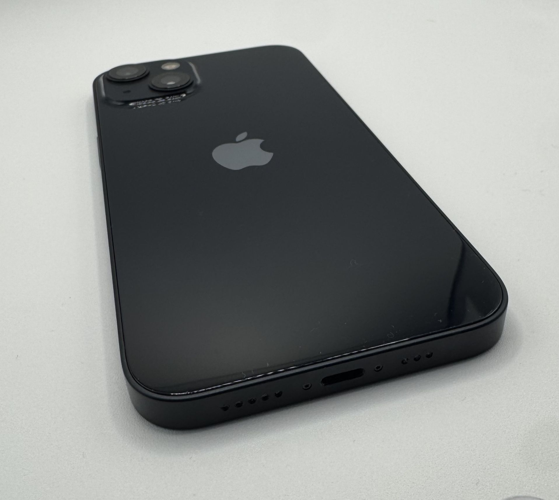 iPhone 13 128GB β Unlocked | 96% Battery | Great Condition