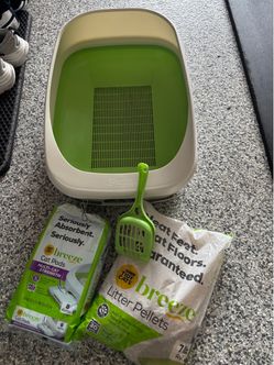 Purina Tidy Cats Breeze Litter Box System Starter Kit- Includes Litter Box, lon Pads & Pellets