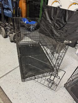 Medium dog crate