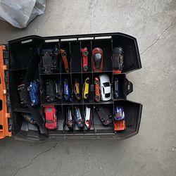 Hot wheels for sale plus the case
