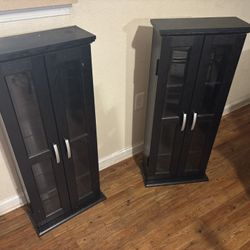 2 Cd/bookshelf Holders