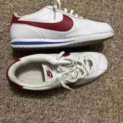 Nike Tennis Sneaker Men’s Size12