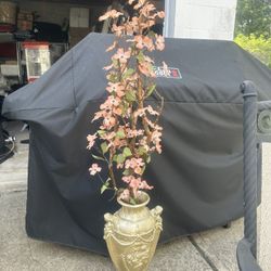 Beautiful Artificial Flowers And Vase 