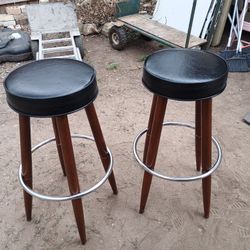 Bar Stools 