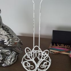 Distressed Paper Towel Holder 