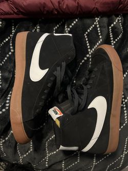 Nike blazer mid 77’ Black Suede 