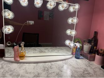 Vanity mirror