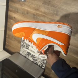 Nike Air Force 1 '07 LV8 'Safety Orange Patent'