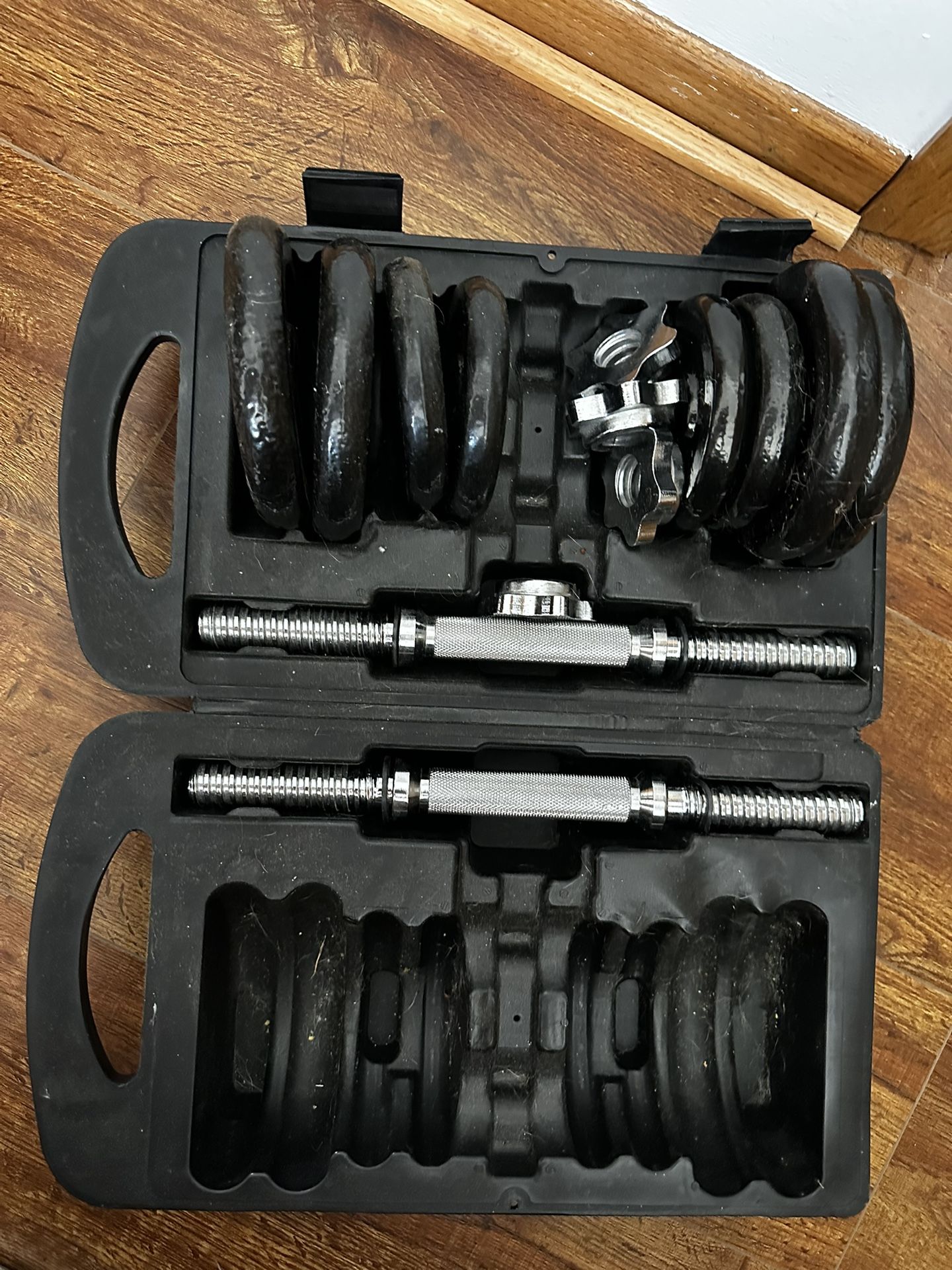 Adjustable Dumbbell Set with Weight Plates
