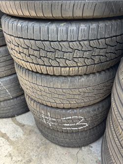 225/55r18 Falken tires en excelentes condiciones de vida las 4