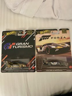 2 Cars Hot Wheels Premium Collection 